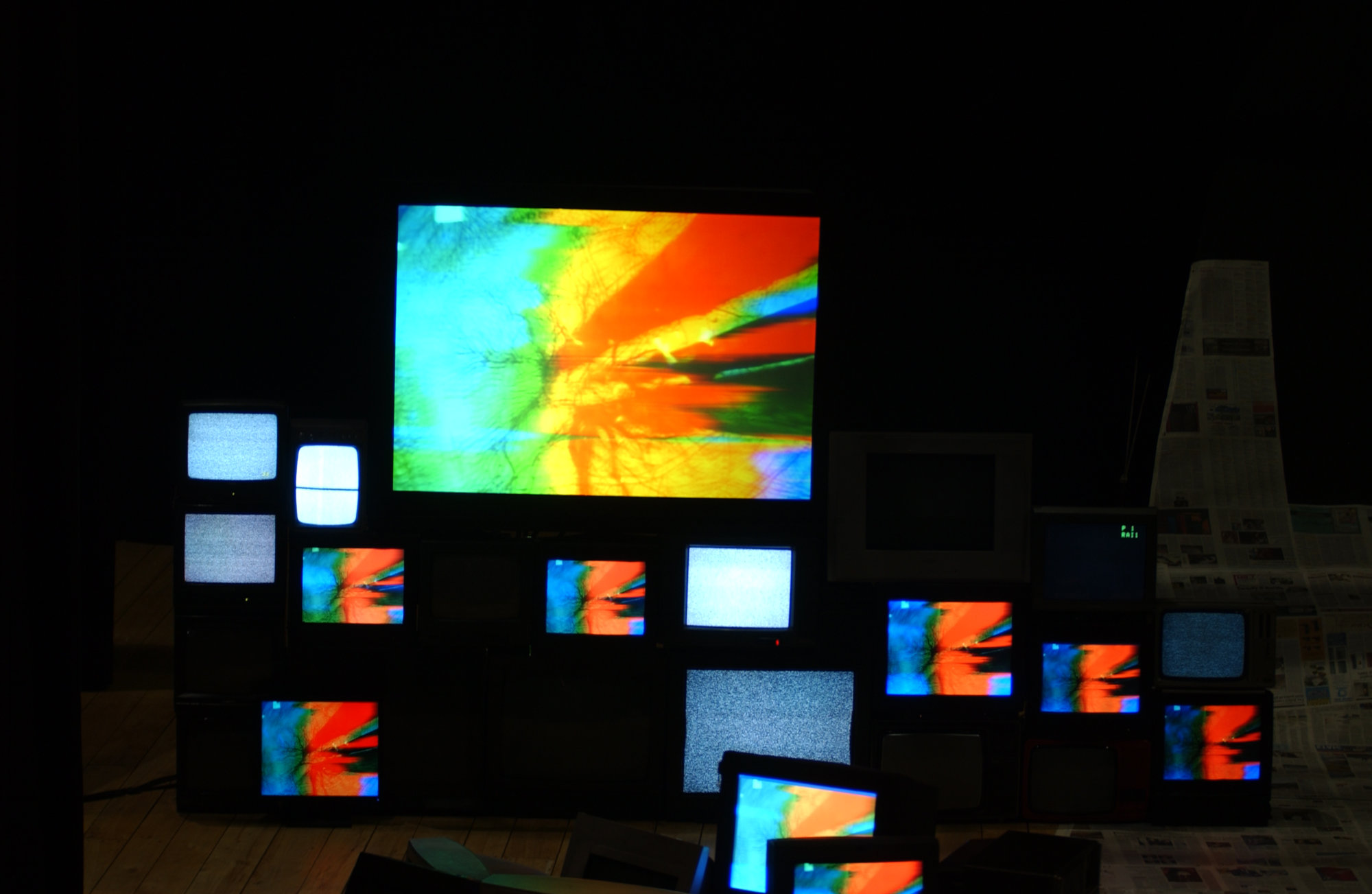 Videoinstallazione per la Scenografia della Tragedia delle Baccanti @ Teatro Astra - Torino